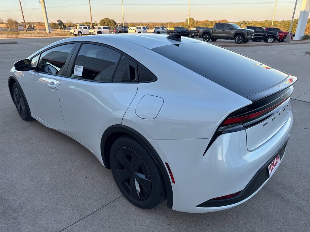 New 2026 Toyota Prius LE image 5