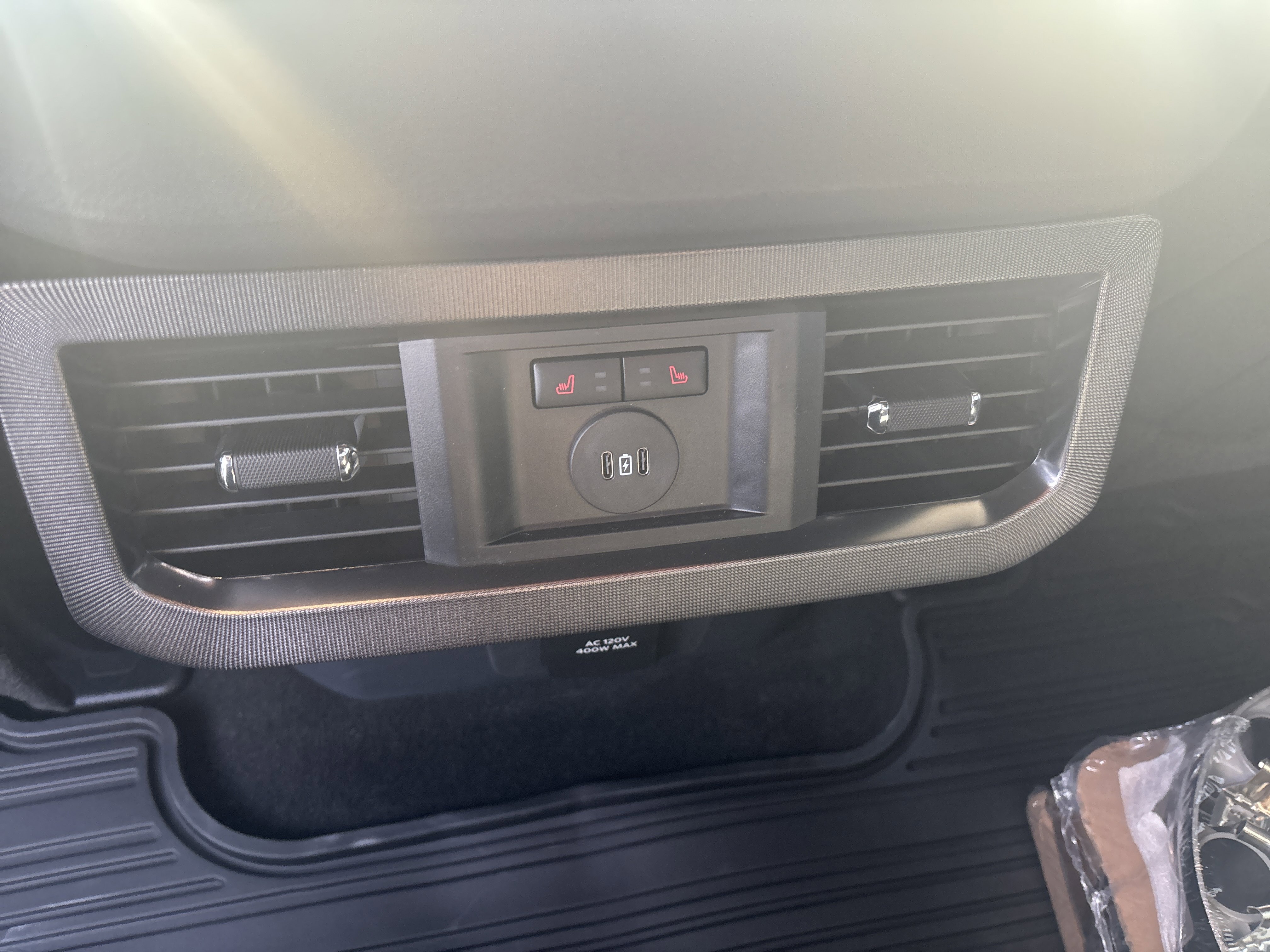 New 2026 Ford F250 Platinum image 14