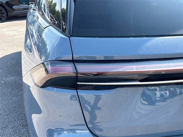 New 2025 Lincoln Nautilus Premier w/ Equipment Group 102A image 11