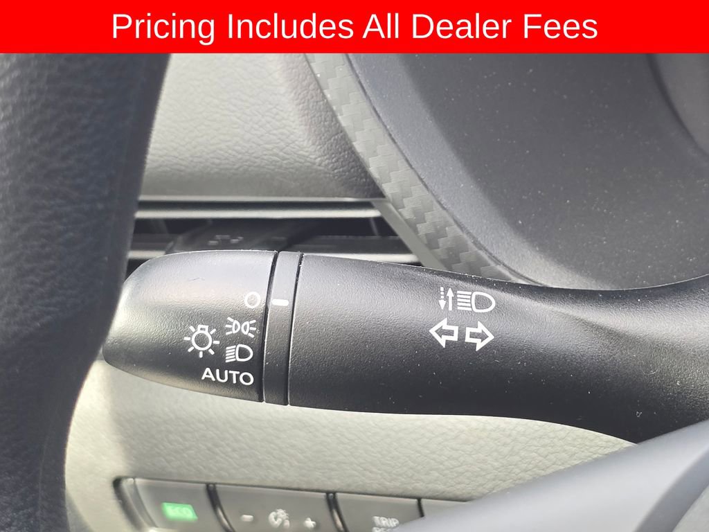 Used 2025 Nissan Sentra S FWD image 16