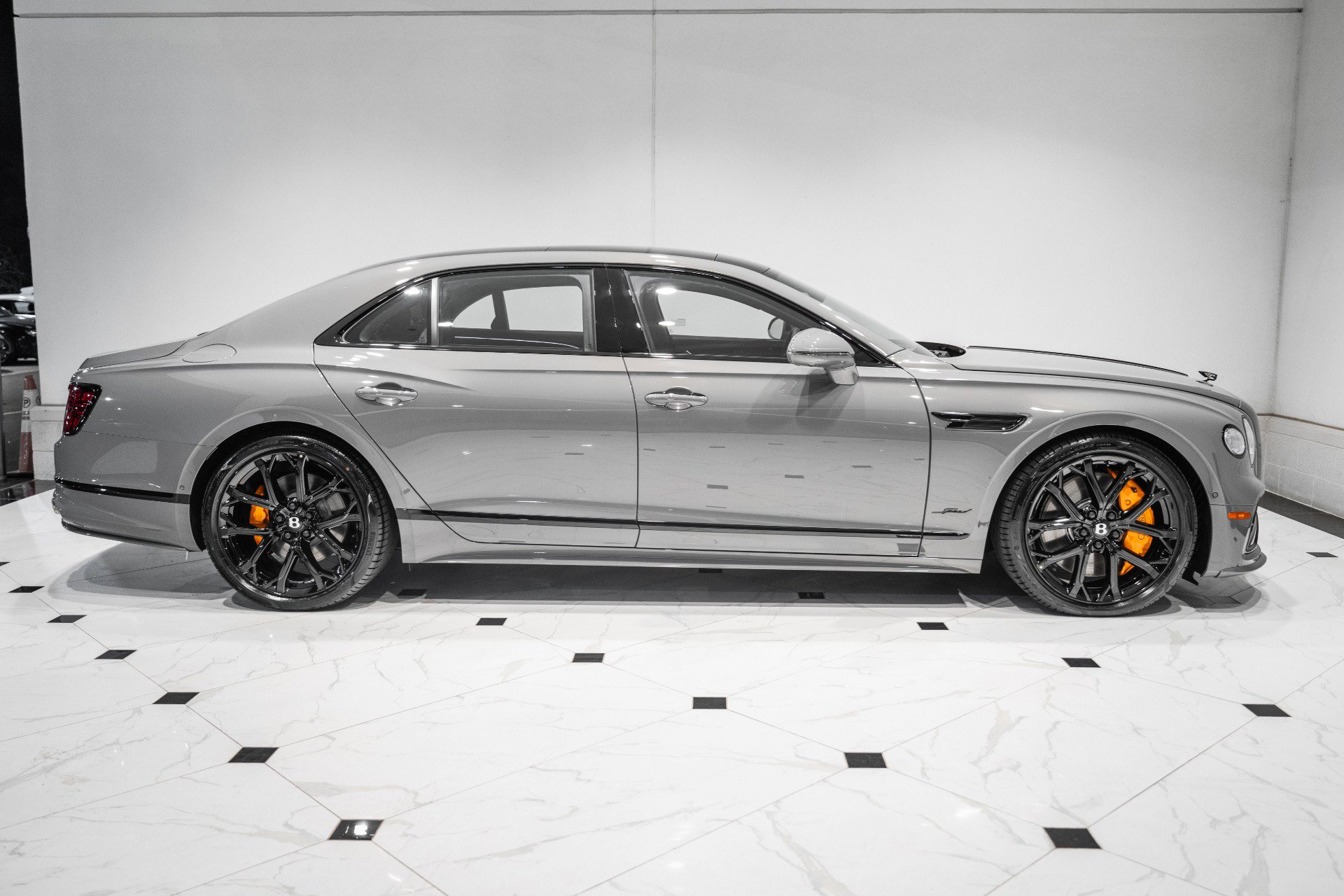 New 2026 Bentley Flying Spur Plug-In Hybrid image 5