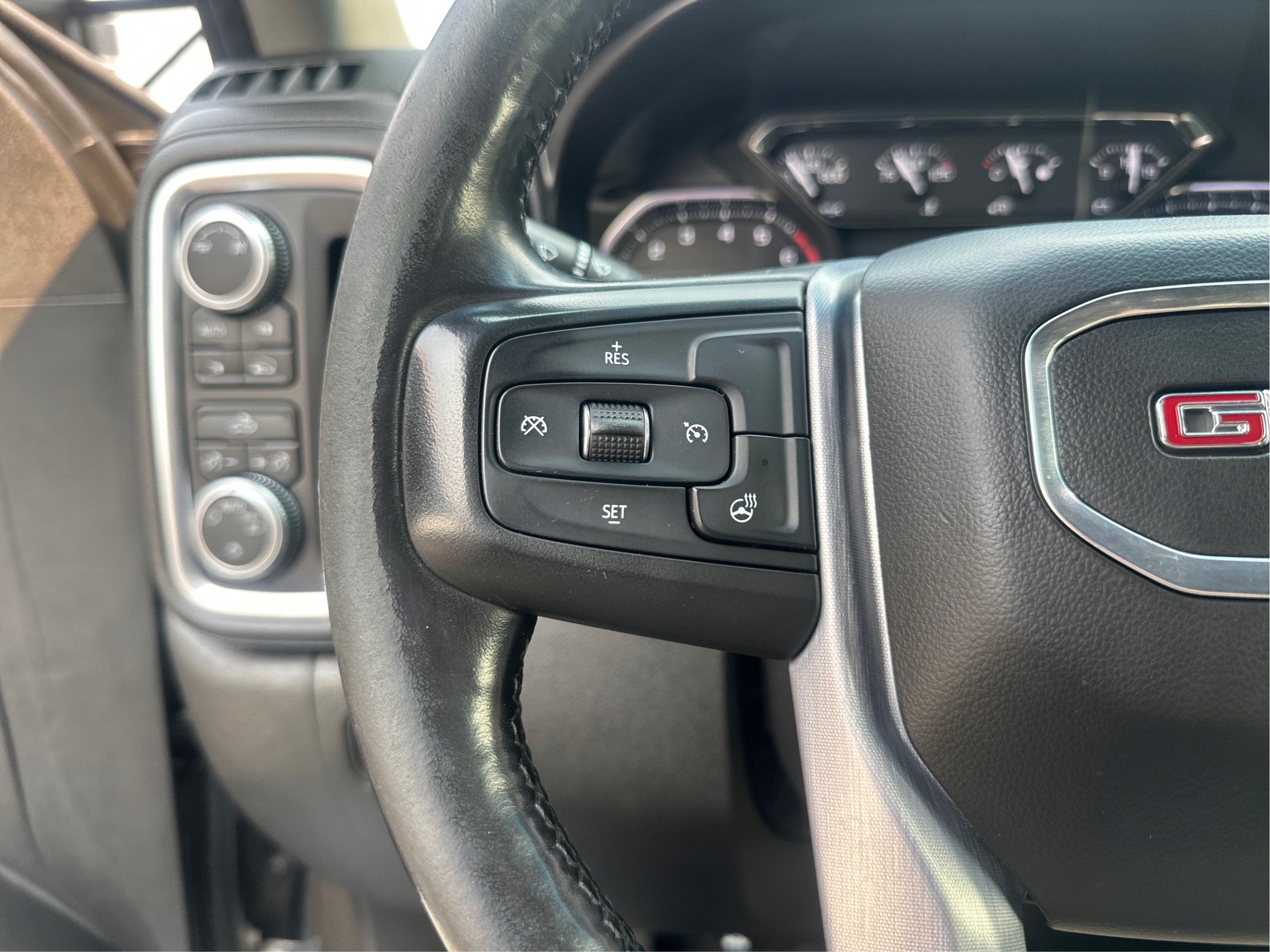 Used 2019 GMC Sierra 1500 SLE w/ SLE Convenience Package AWD/4WD image 33