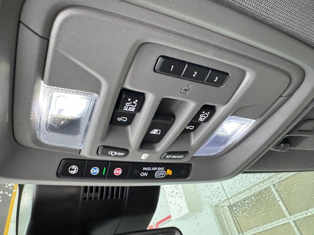 Certified 2025 GMC Sierra 1500 Denali image 25