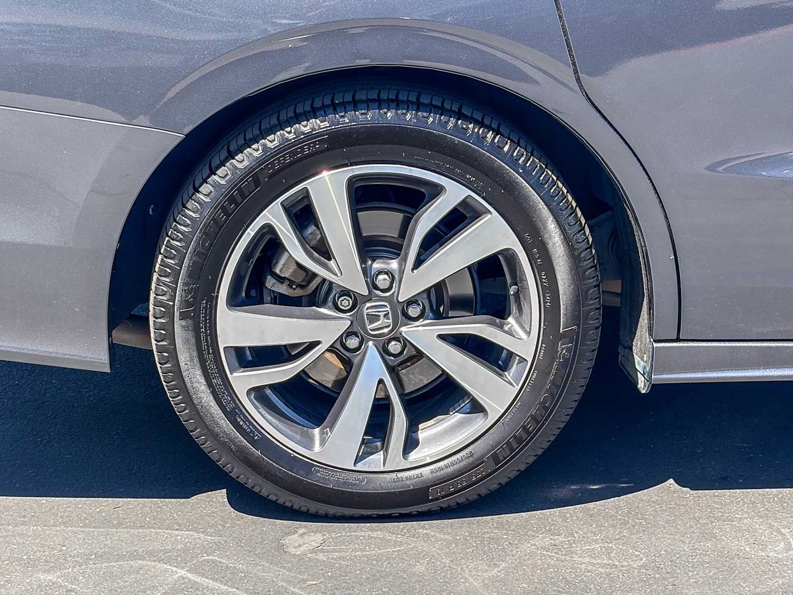 Used 2023 Honda Odyssey Touring image 10