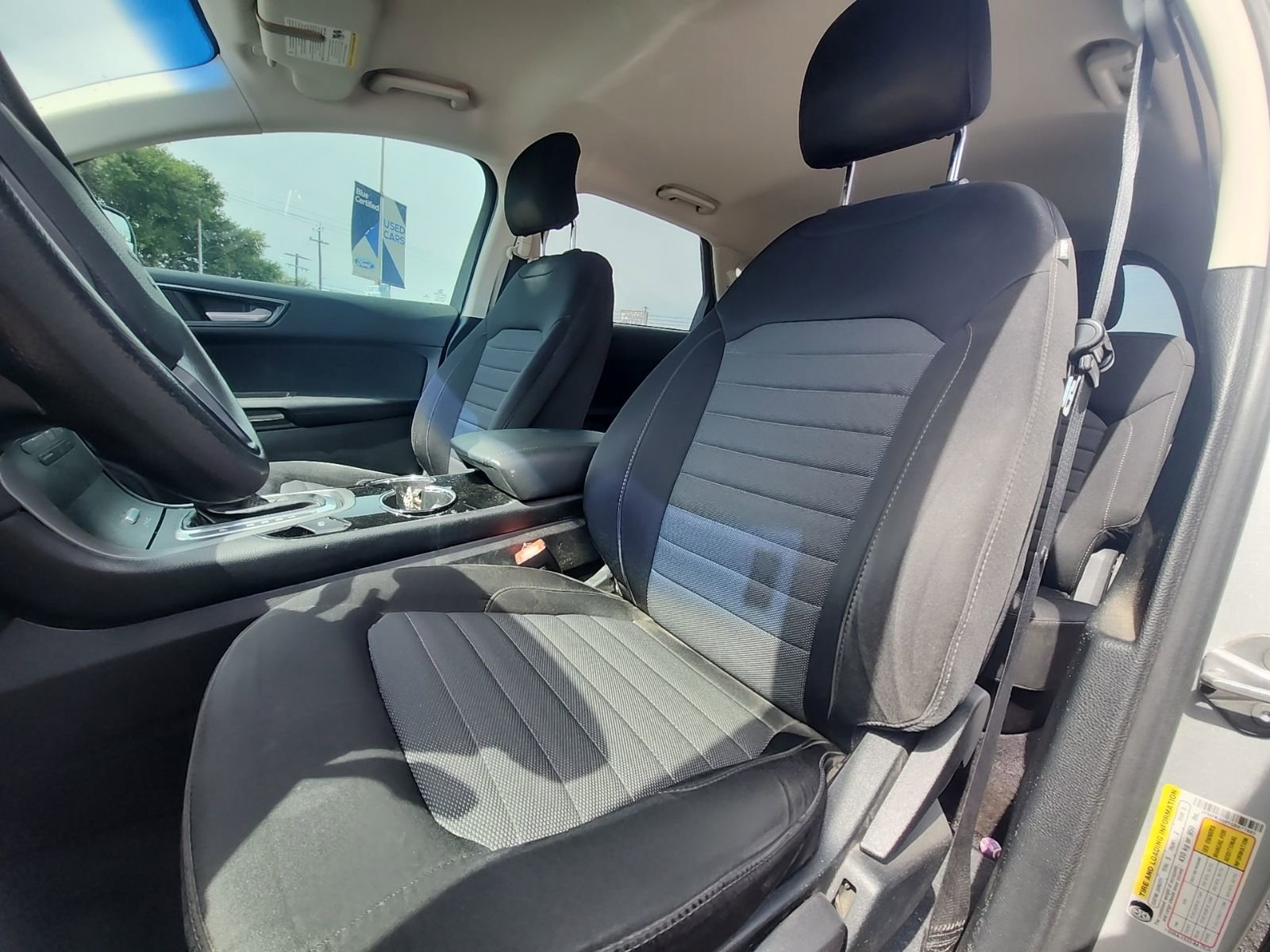 Used 2016 Ford Edge SE image 9