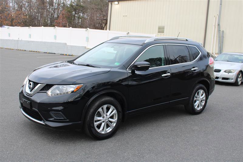 Used 2015 Nissan Rogue SV w/ SV Premium Package image 4