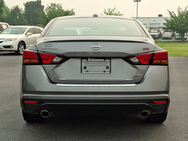 Used 2023 Nissan Altima 2.5 SR w/ SR Premium Package AWD/4WD image 8