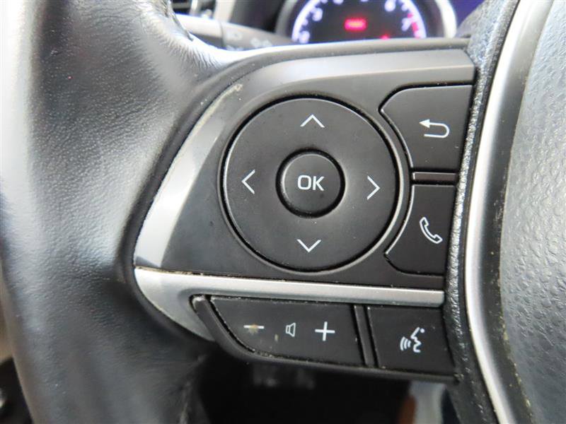 Used 2021 Toyota Camry XLE FWD image 22