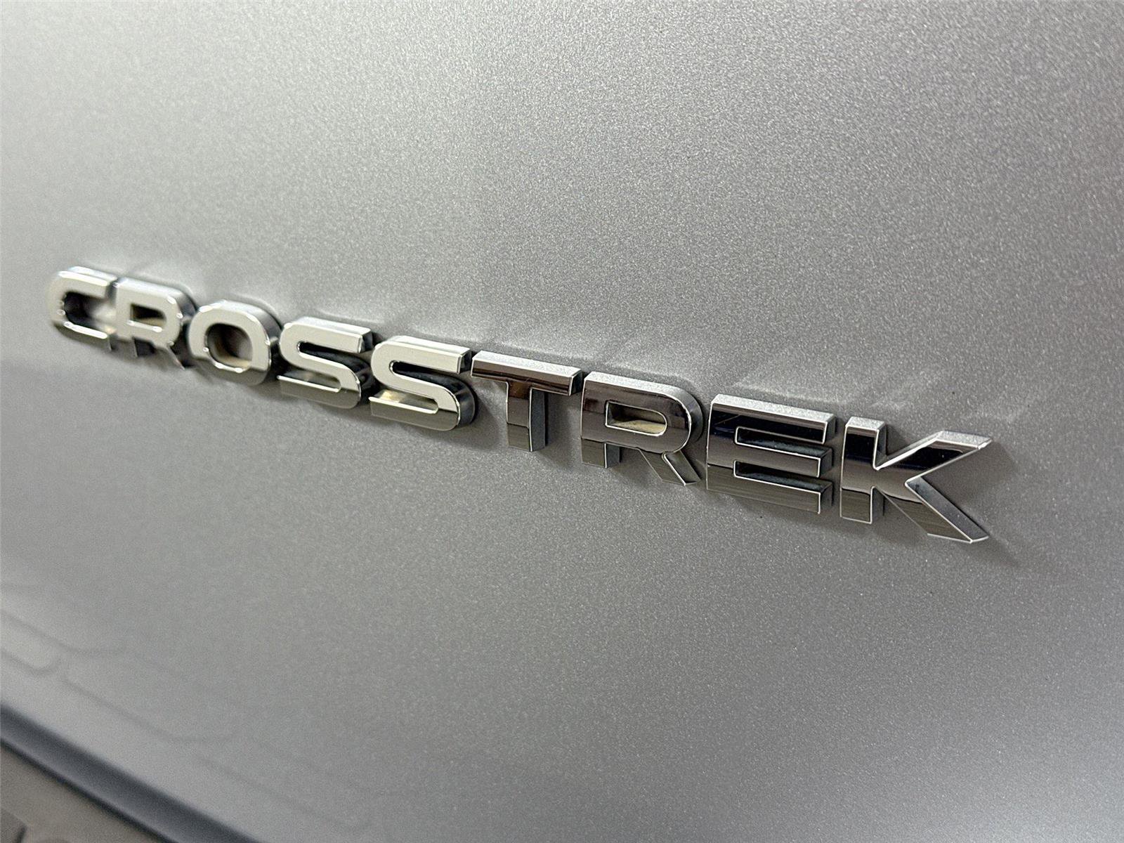 Used 2023 Subaru Crosstrek 2.0i Premium w/ Popular Package #4 image 11