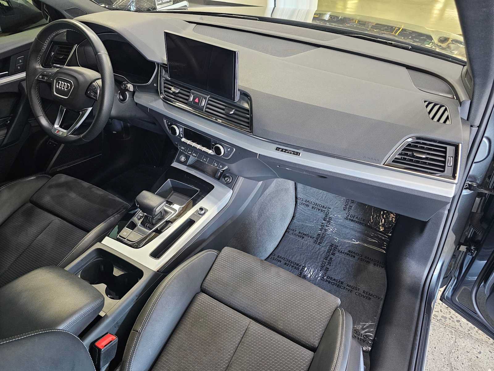 Used 2023 Audi Q5 e Premium Plus w/ Premium Plus Package AWD/4WD image 11