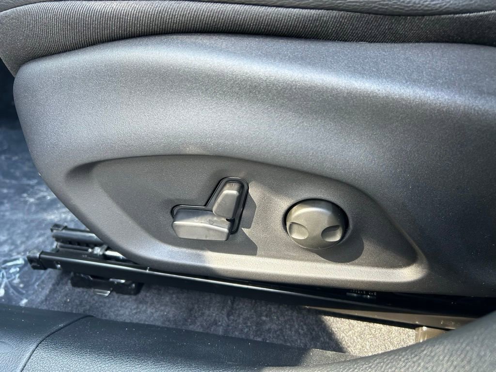 New 2026 Jeep Compass Trailhawk image 17