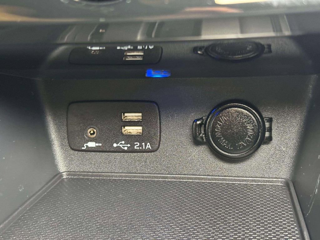 Used 2019 Subaru Forester Premium AWD/4WD image 12