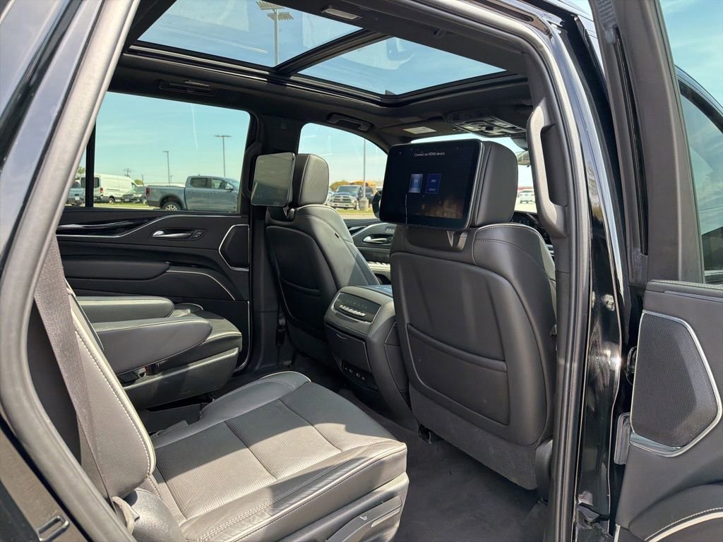 Used 2023 Cadillac Escalade Sport AWD/4WD image 20