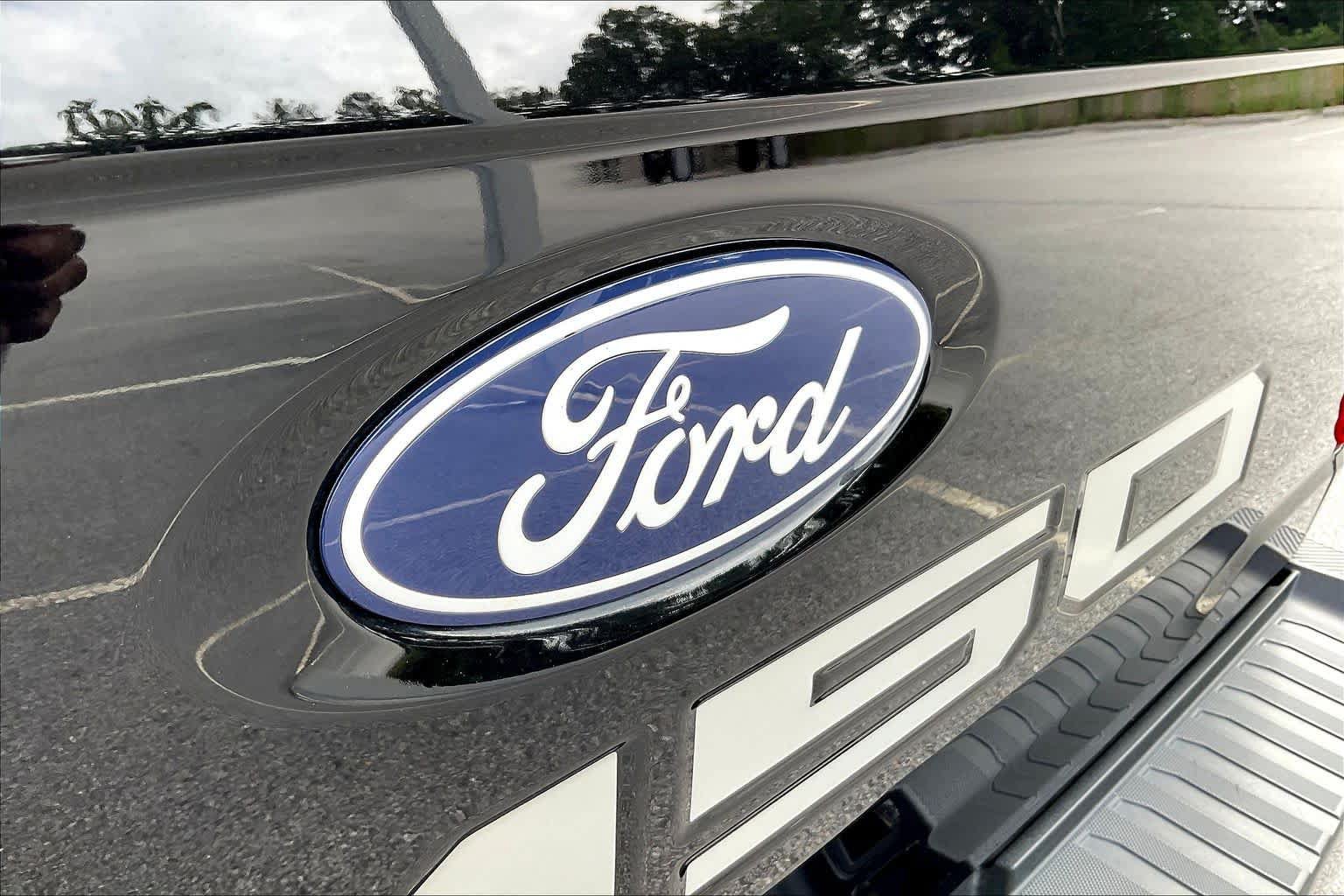 Used 2025 Ford F150 STX w/ Equipment Group 200A AWD/4WD image 76