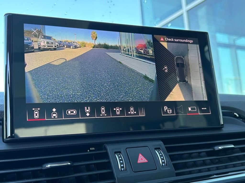 New 2025 Audi Q5 Prestige image 27