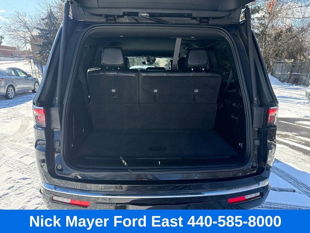 Used 2024 Jeep Wagoneer Series III image 6