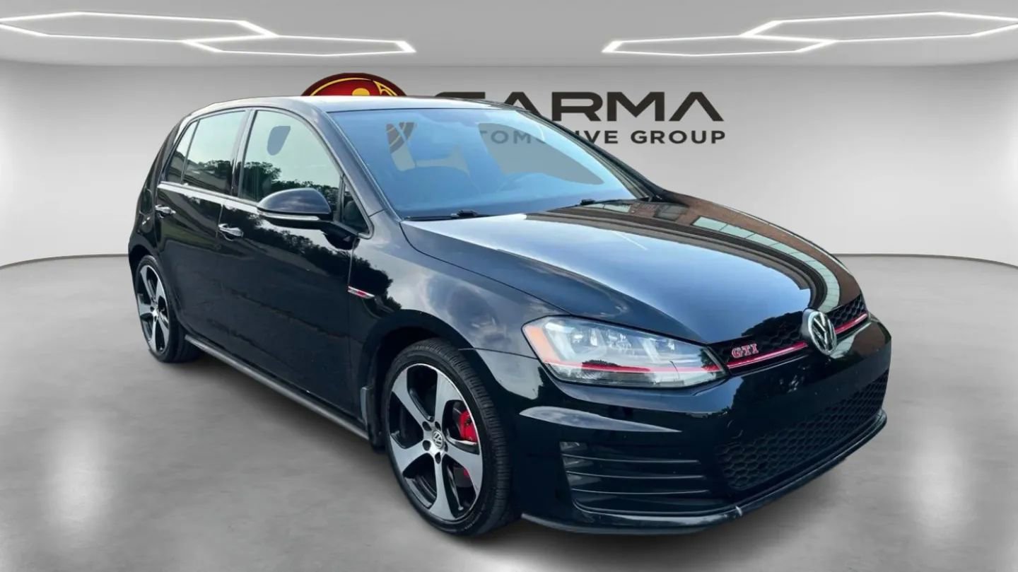 Used 2017 Volkswagen GTI SE FWD image 7