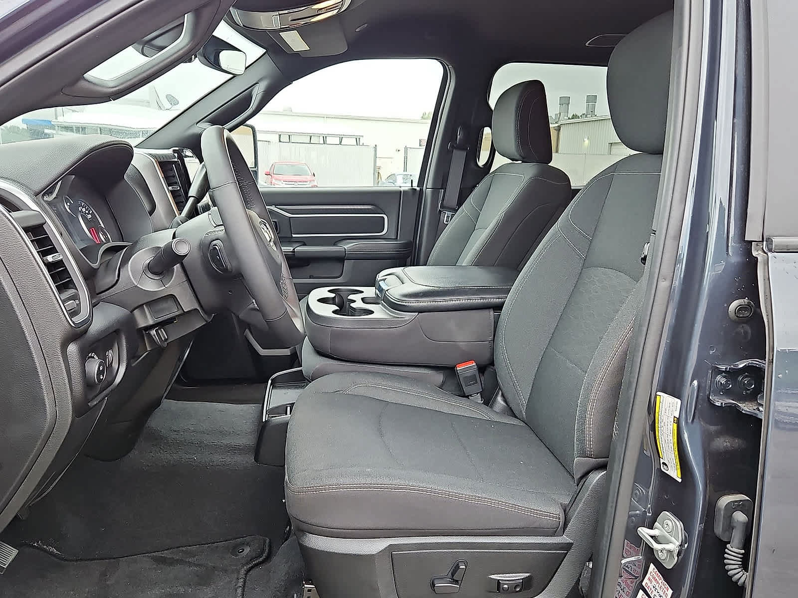 Used 2025 RAM 2500 Big Horn AWD/4WD image 25