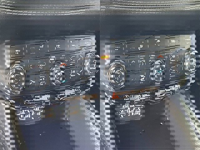 Used 2022 Dodge Durango GT image 14