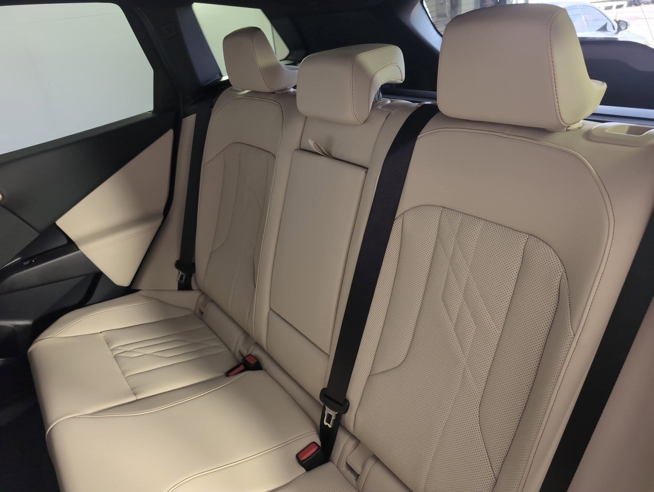 Used 2025 BMW X3 xDrive30i w/ Convenience Package image 27