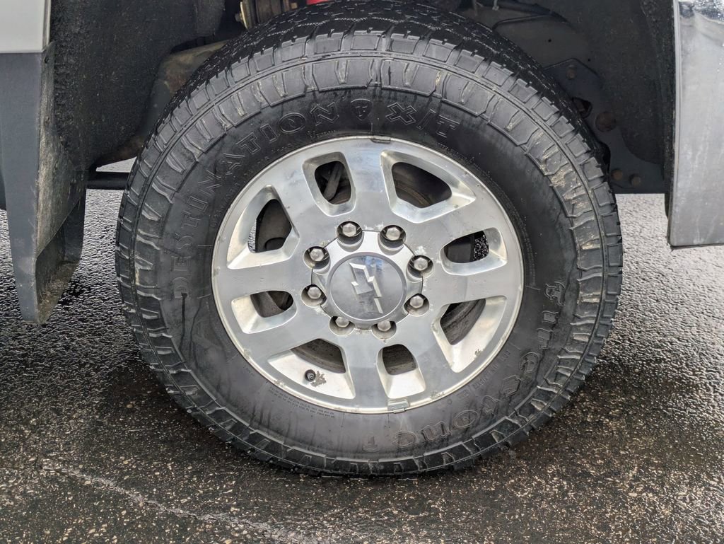 Used 2015 Chevrolet Silverado 2500 LT w/ LT Convenience Package image 15