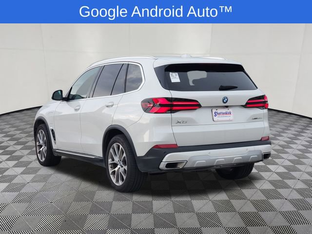 Used 2025 BMW X5 xDrive50e image 4