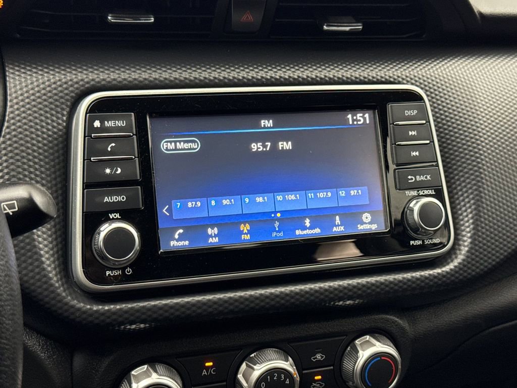 Used 2023 Nissan Kicks S image 17