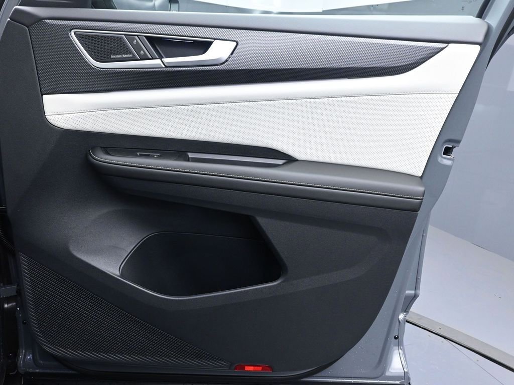 New 2026 Volkswagen Atlas Cross Sport SEL Premium R-Line image 30