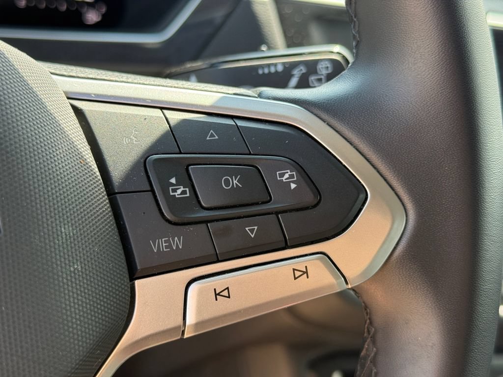 Used 2024 Volkswagen Tiguan Wolfsburg Edition AWD/4WD image 18