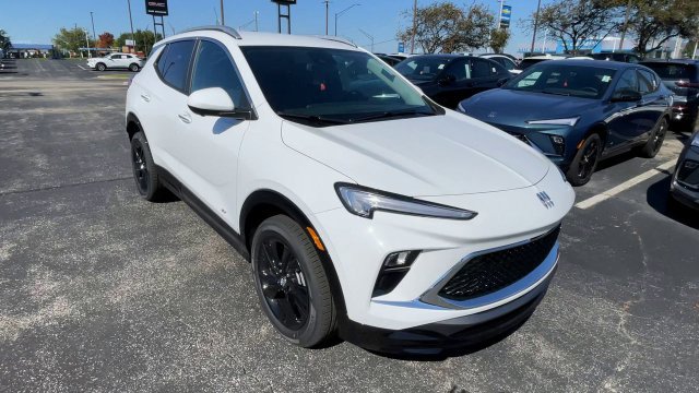 New 2026 Buick Encore GX Sport Touring w/ Advanced Technology Package AWD/4WD image 4