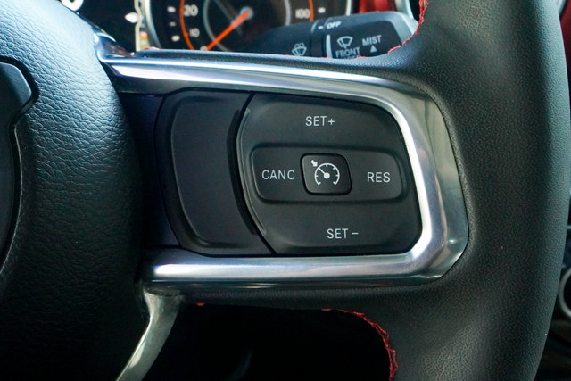 Used 2023 Jeep Gladiator Rubicon w/ LED Lighting Group AWD/4WD image 12