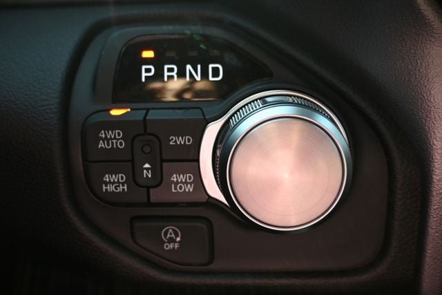 Used 2025 RAM 1500 Laramie w/ Sport Appearance Package AWD/4WD image 32