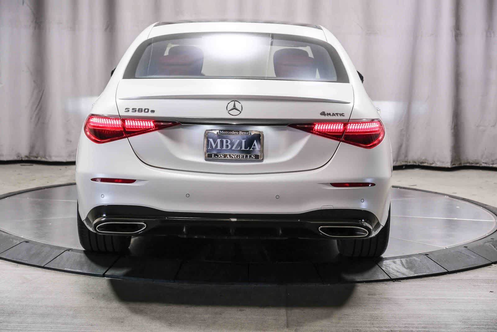 Certified 2023 Mercedes-Benz S 580e 4MATIC Sedan image 3