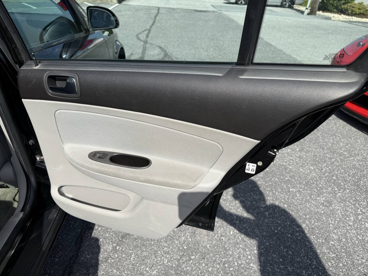 Used 2008 Chevrolet Cobalt LT FWD image 17