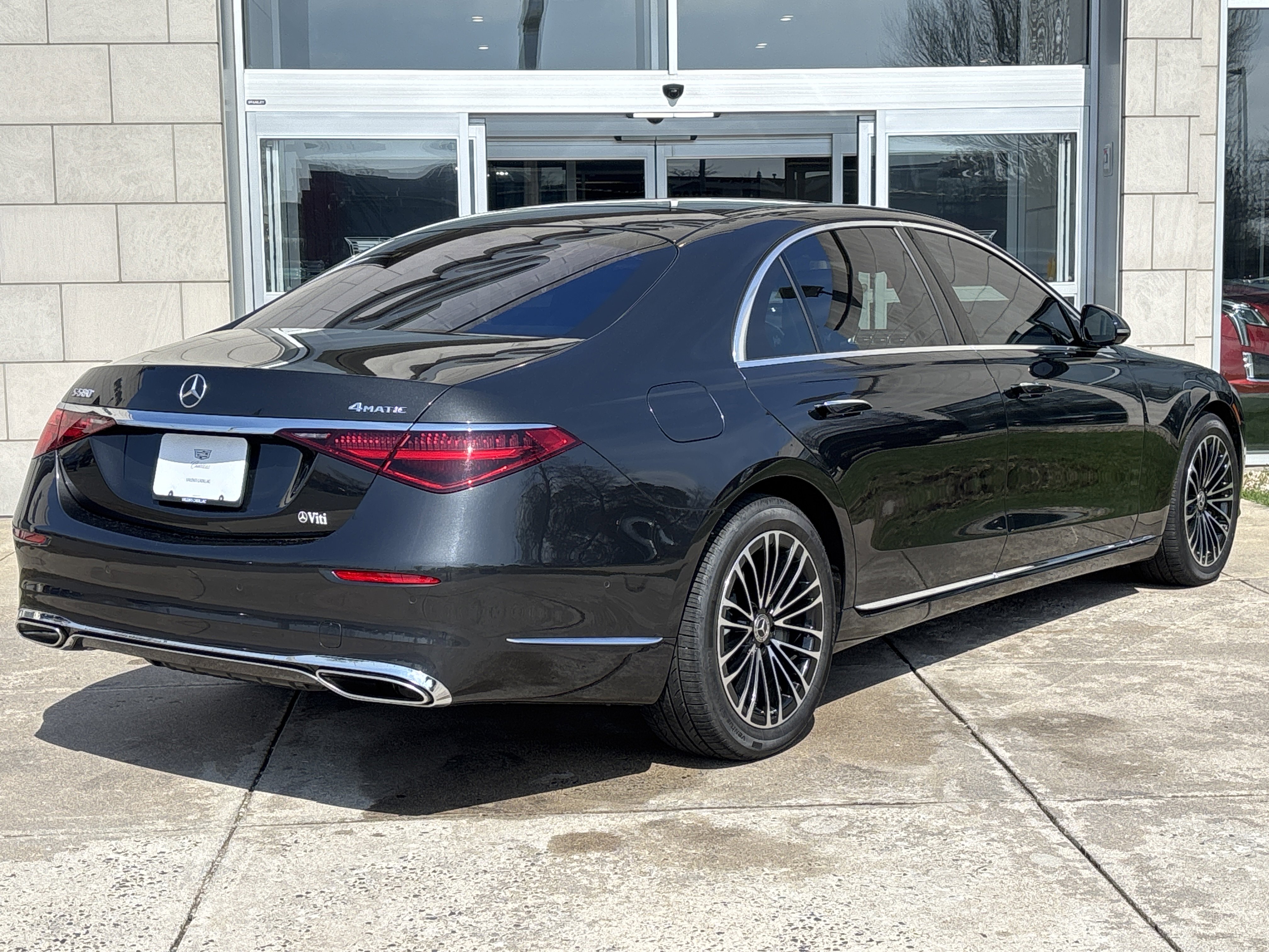 Used 2022 Mercedes-Benz S 580 4MATIC Sedan w/ Rear Seat Package image 5