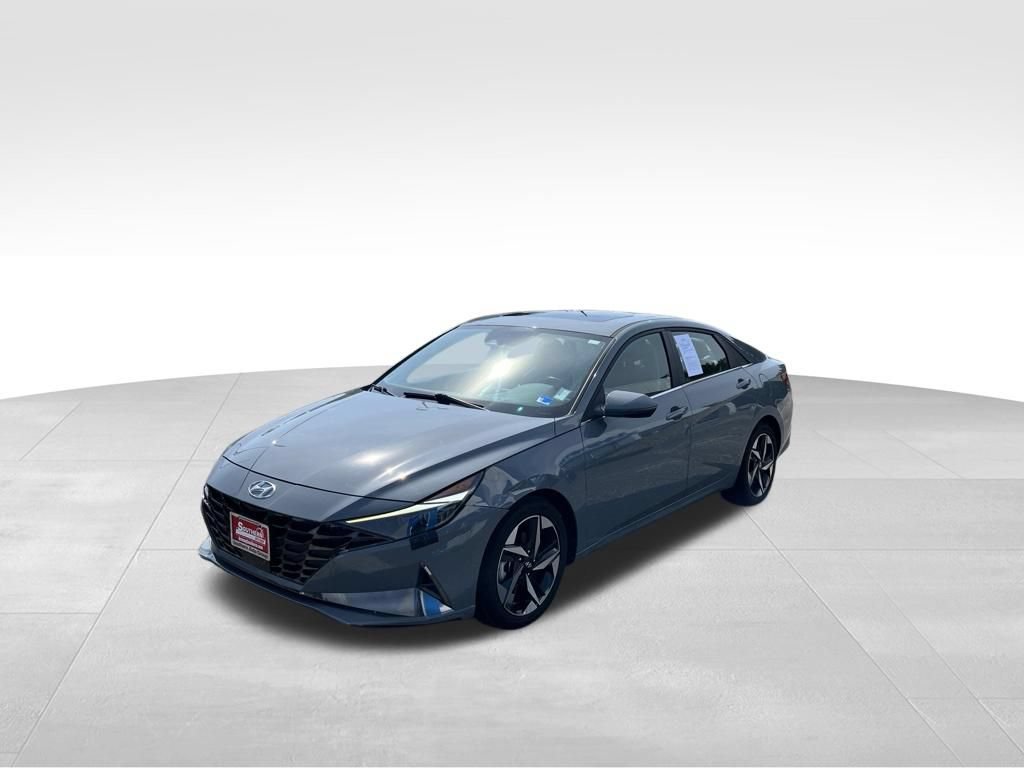 Used 2023 Hyundai Elantra Limited w/ Cargo Package FWD image 40