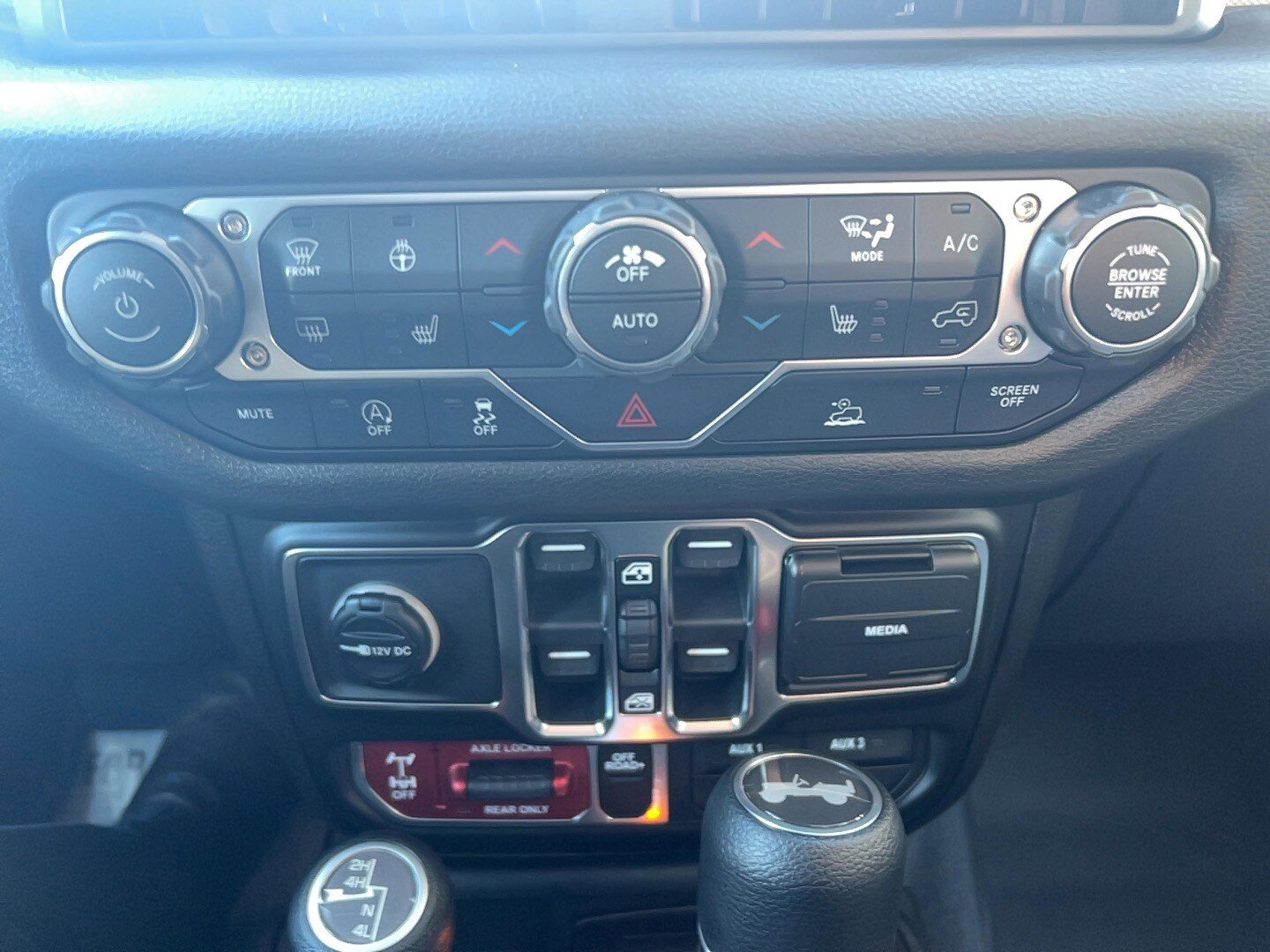 New 2026 Jeep Wrangler Unlimited Sport AWD/4WD image 34