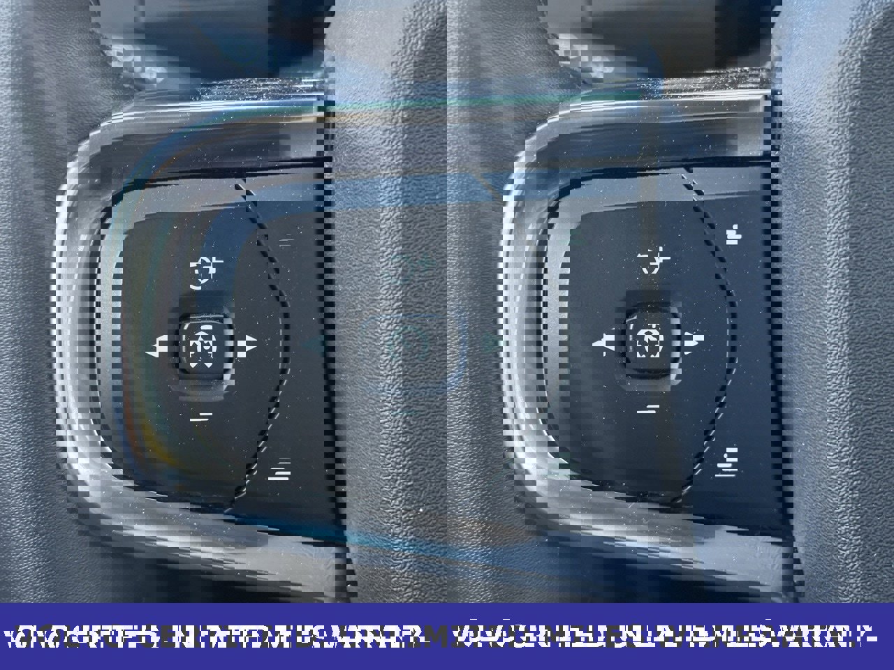 Certified 2022 Volvo XC40 T5 R-Design w/ Advanced Package image 19