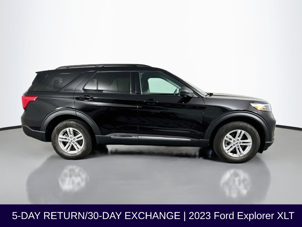 Certified 2023 Ford Explorer XLT AWD/4WD image 9