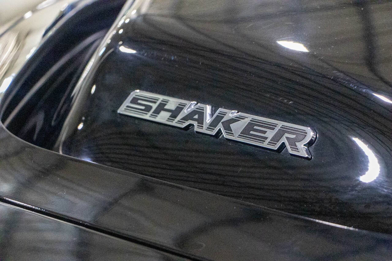 Used 2017 Dodge Challenger R/T Scat Pack RWD image 22