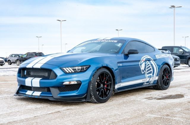 Used 2020 Ford Mustang Shelby GT350 w/ Technology Package RWD image 3
