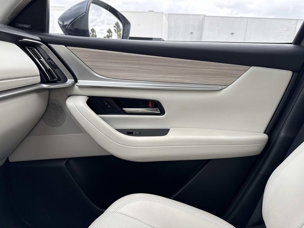 Used 2025 MAZDA CX-90 3.3 Turbo S w/ Premium Package image 30