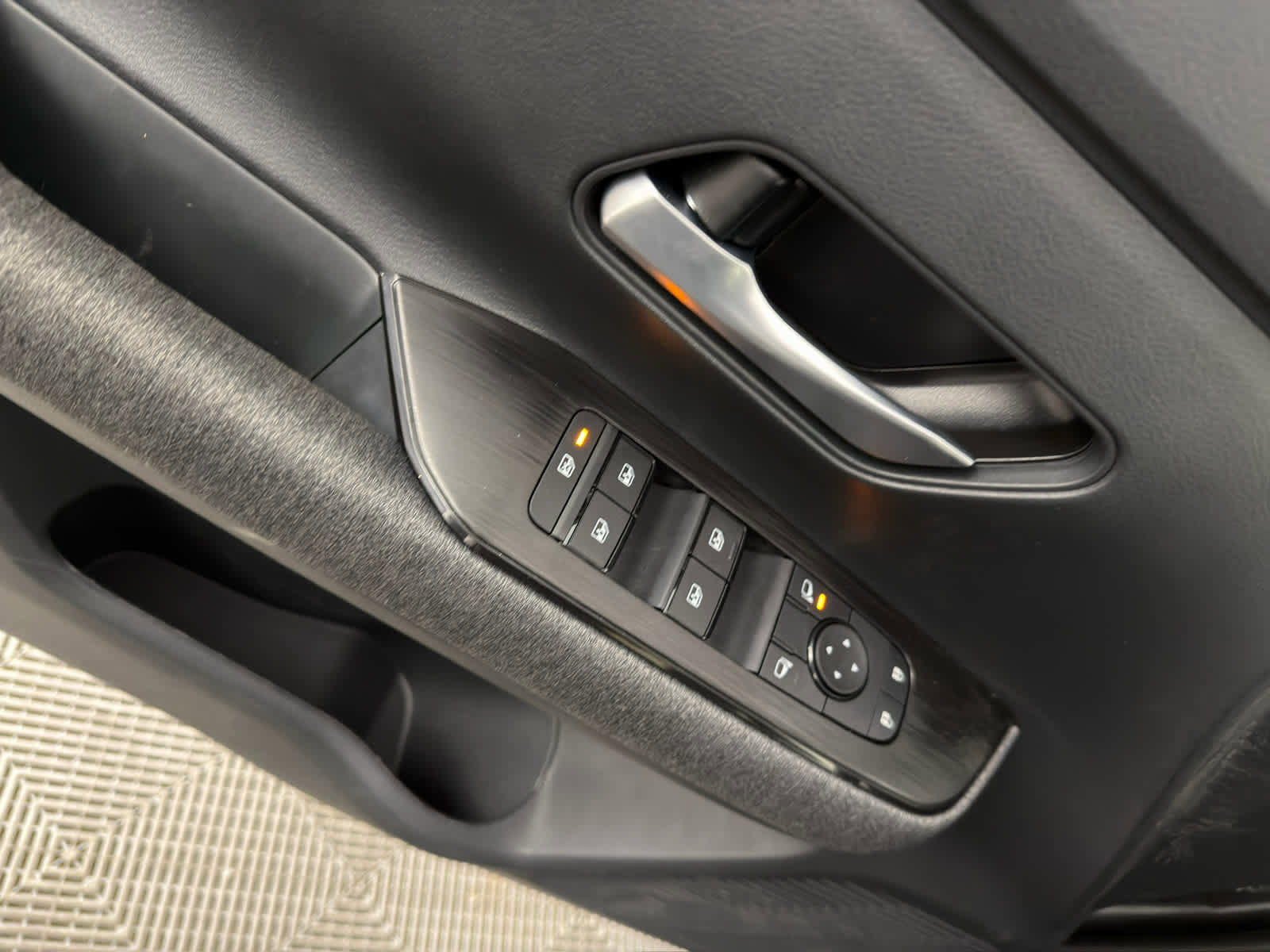 New 2026 Nissan Kicks SV w/ Cold Weather Package image 23