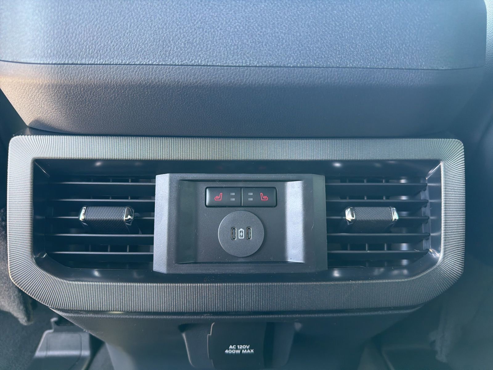 New 2026 Ford F250 Platinum w/ FX4 Off-Road Package image 23