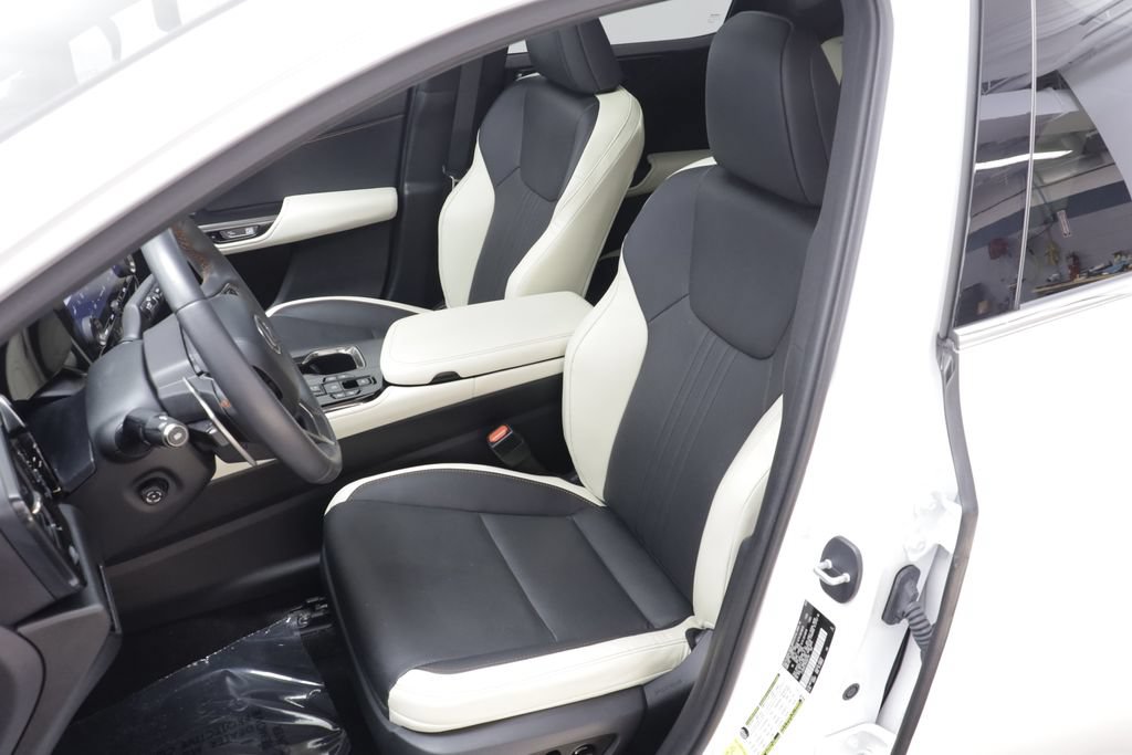 Used 2022 Lexus NX 250 AWD image 13