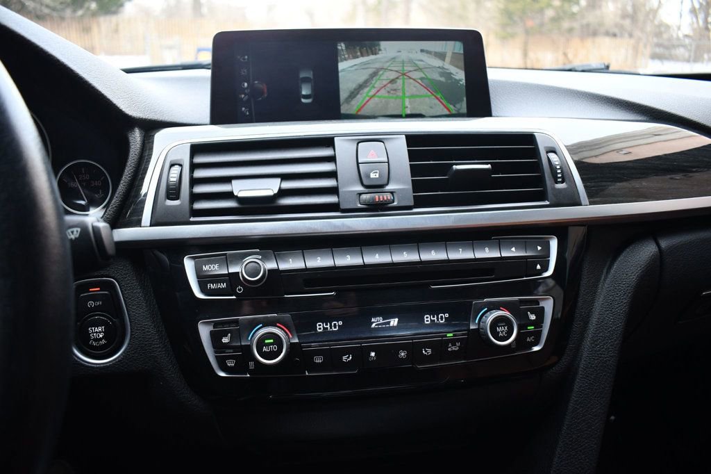 Used 2017 BMW 330i xDrive 330i xDrive image 23