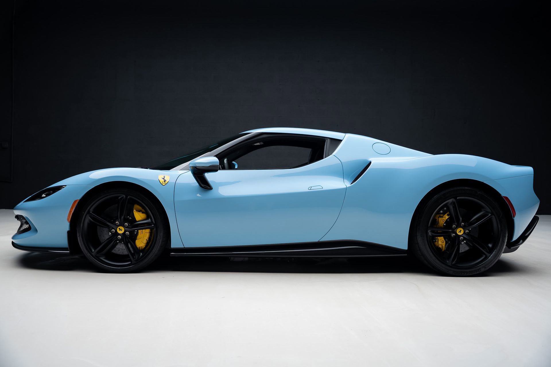 Used 2025 Ferrari 296 GTB RWD image 17