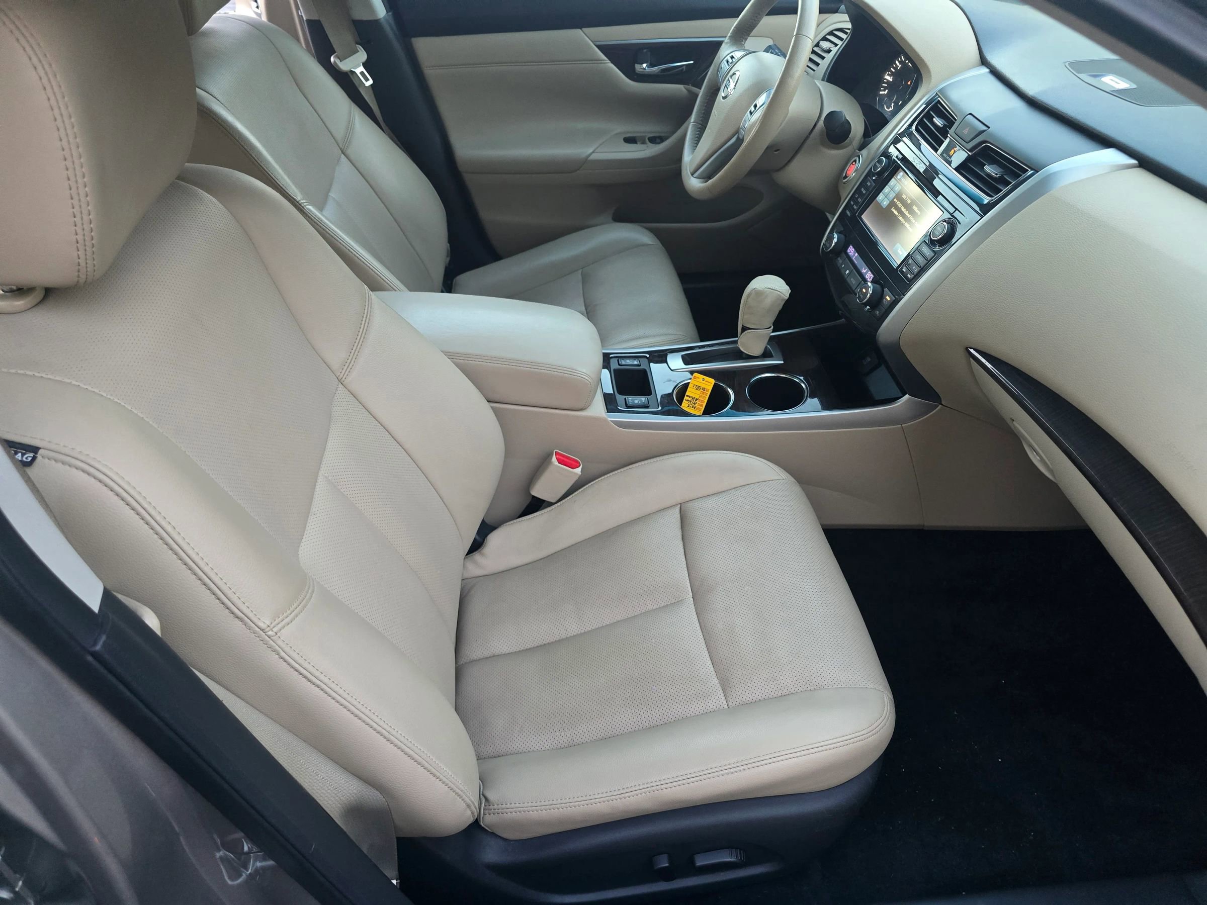 Used 2015 Nissan Altima 2.5 SL w/ Technology Package FWD image 21