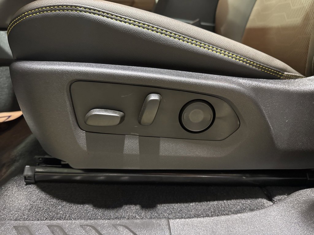 New 2025 Chevrolet Colorado ZR2 w/ Technology Package image 18