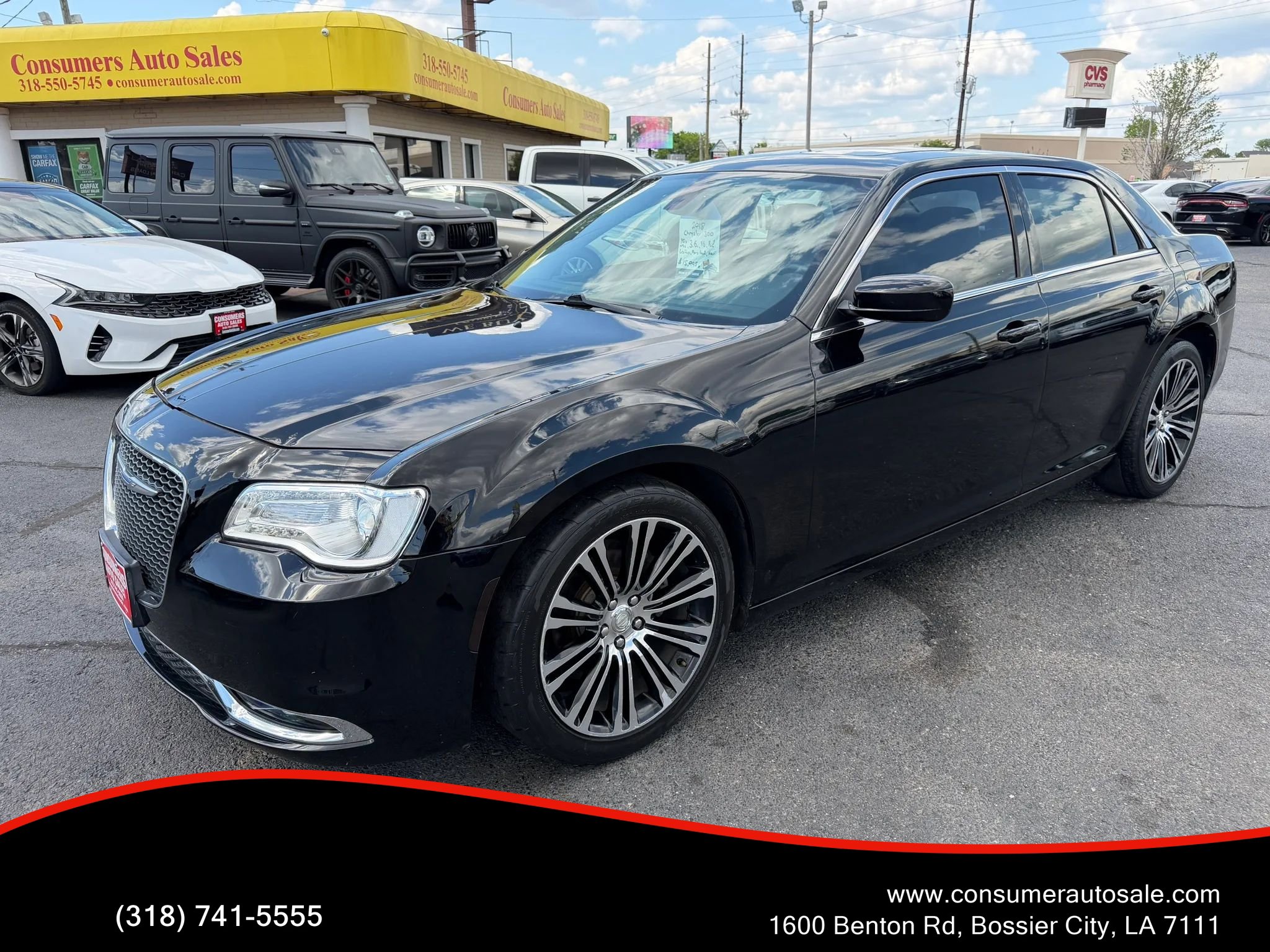 Used 2018 Chrysler 300 Touring L RWD image 1